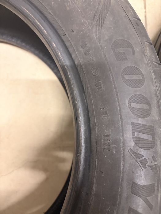 Летни гуми Good Year 225/55/17 ДОТ 1522 2 броя