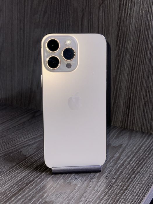 iPhone 16 Pro Max Блокировка оператором