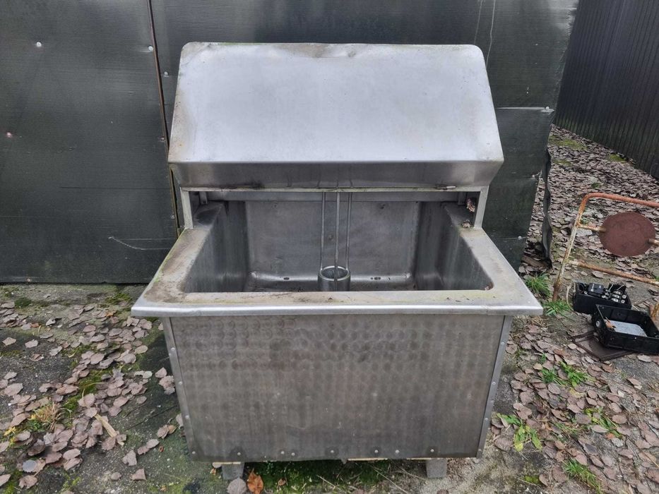 Vand bazin izolat cu capac din inox