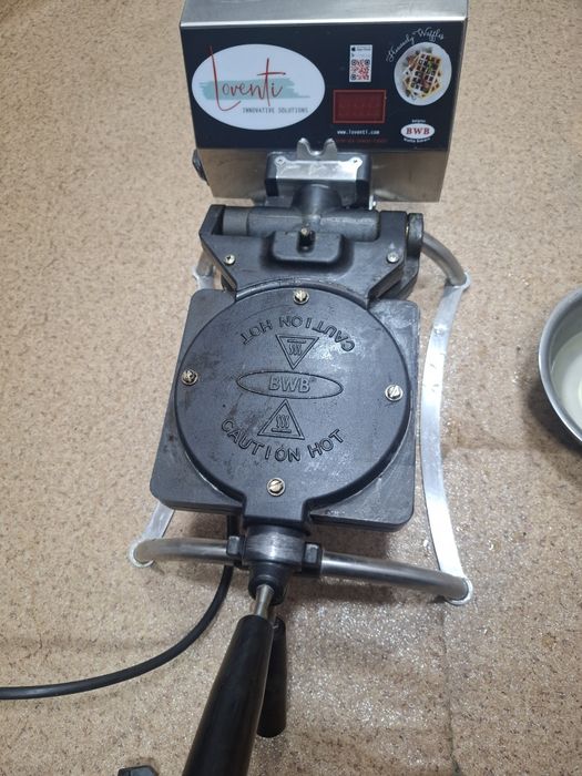 Vafli aparat Sotiladi