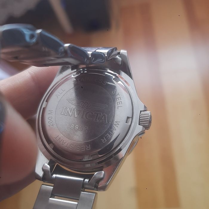 vand ceas invicta