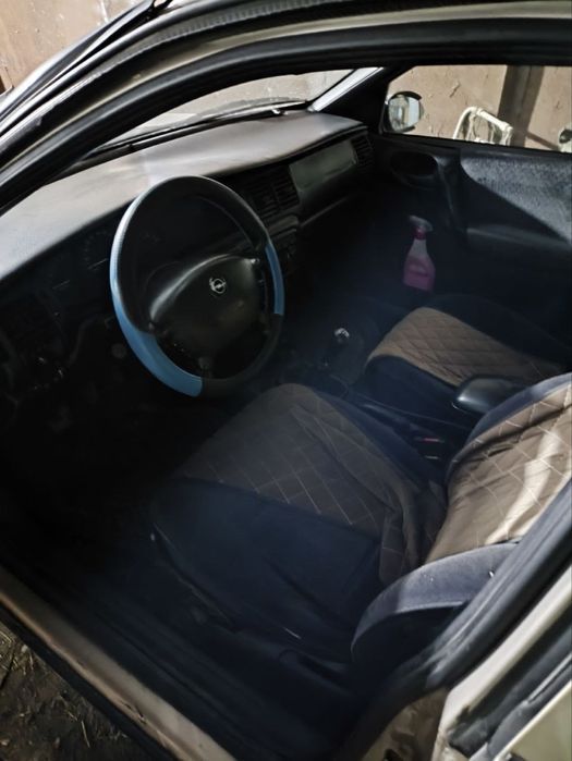 Продам Opel Vectra