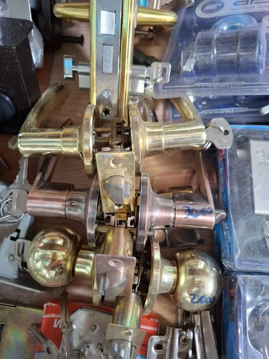 межкомнатные замки