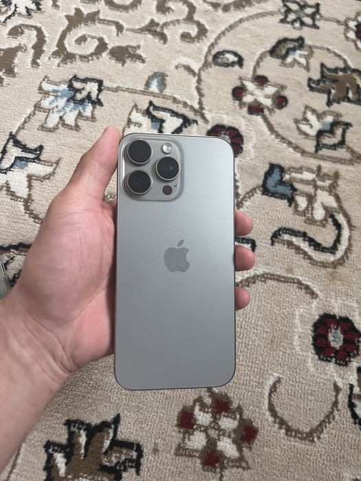 Айфон 16 про махкс