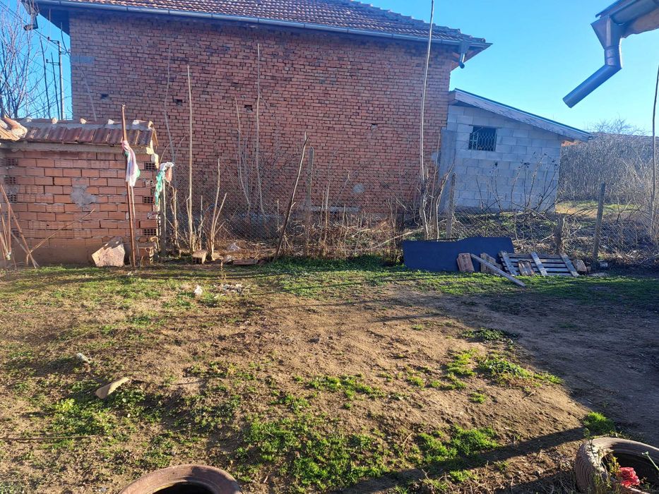 Продава се Къща в Долни Дъбник - 500 кв.м за 36 €/кв.м - Снимка #3