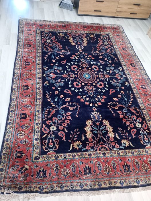 Истински персийски килими