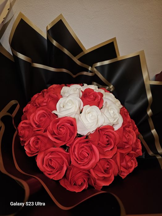 Buchet 31 trandafiri din săpun