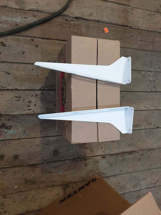 Умывальник ,новый ,керамический.