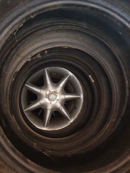 Продавам джанти с гуми за голф 3