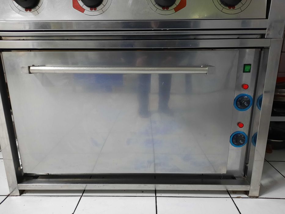 СРОЧНО!!! Электроплита с духовым шкафом