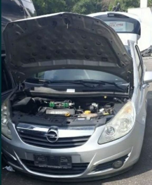 Dezmembrez corsa d in 3 si 5 usi