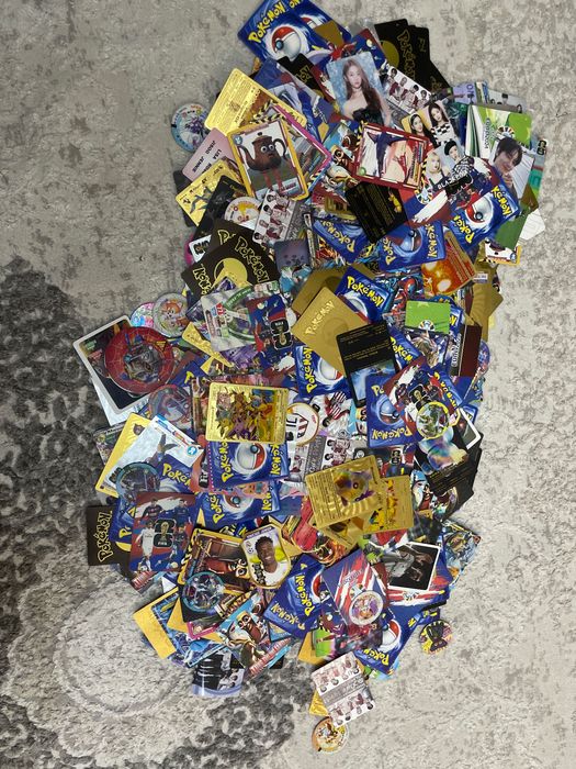 Карточки фишки в хорошем состоянии