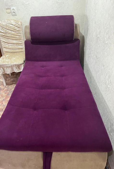 Срочно продам диван