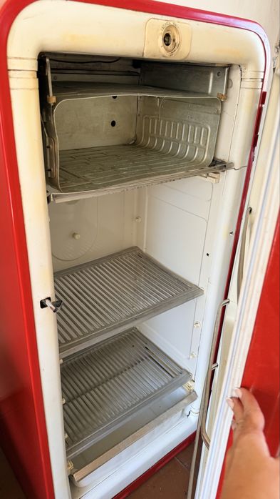 холодильник зил москва