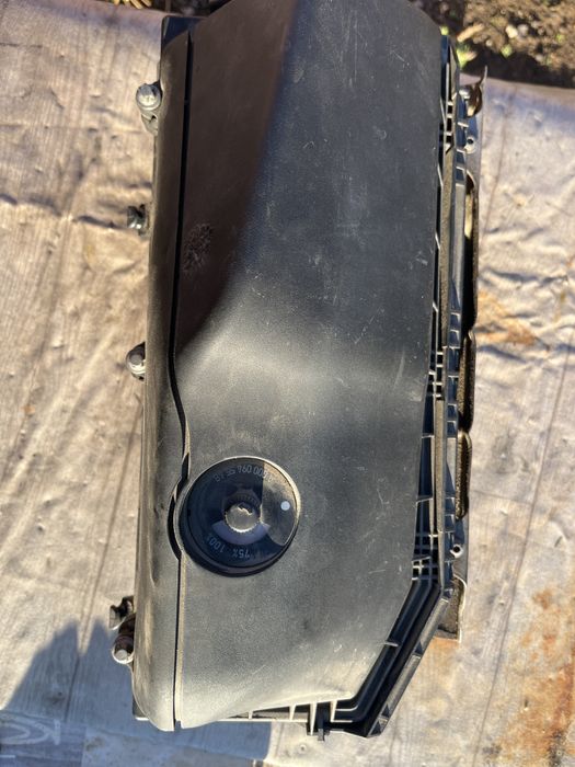 Филтърна кутия за Mercedes C220 CDI W203