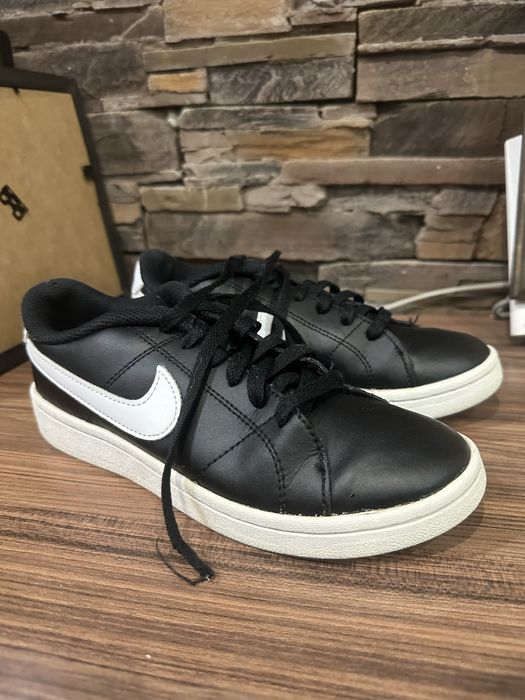 Дамски маратонки и боти