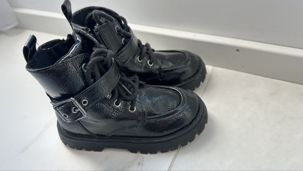 Дестки боти Zara