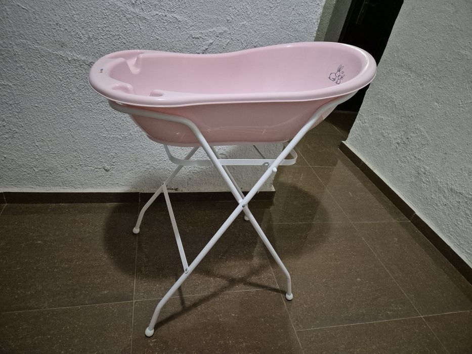 Сгъваема стойка и вана