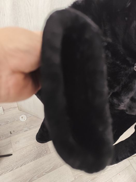 Продам шубу мутон с норкой