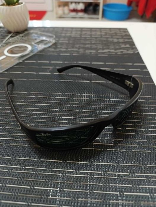Оригинални мъжки очила Ray-Ban RB 4057