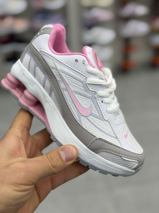 Adidasi fetite si baieti