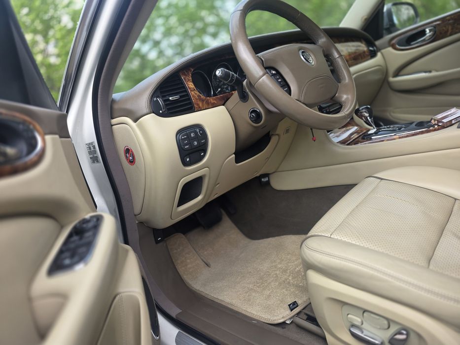 Jaguar xj8 Vanden Plas 115000 km 2008