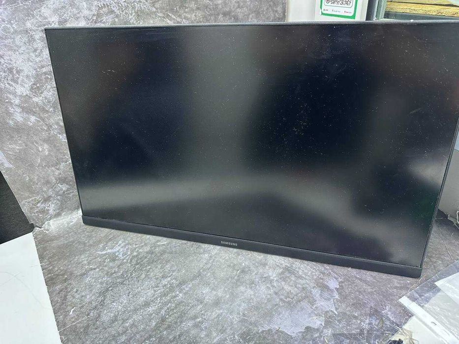 Монитор  Samsung (122\4752 г. Кокшетау, ул. Абая 128, 21)