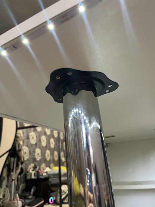 Столик для маникюра