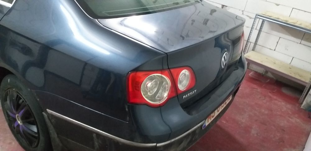 Faruri si stopuri (lampă spate)Vw Passat 2006