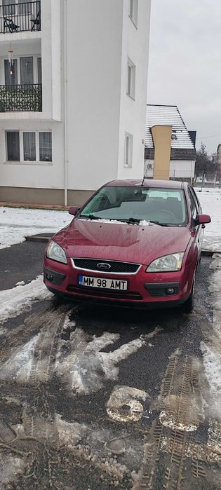Ford Focus - 1,6 benzină