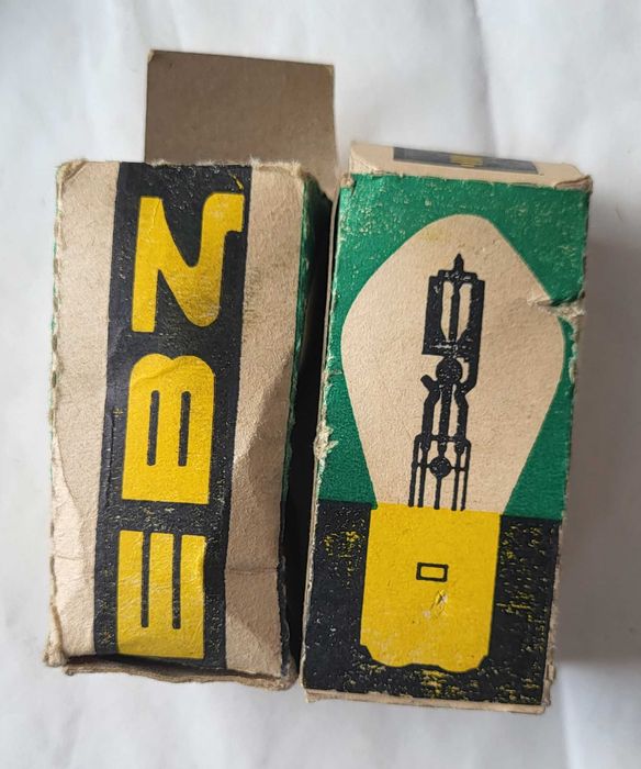 Немски ремък BOSH  авариен триъгълник алармa крушки