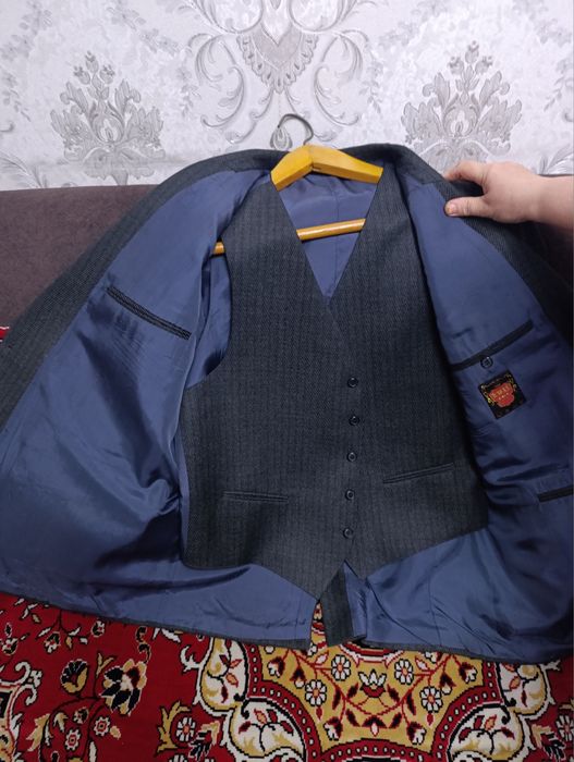 Продаеться педжак