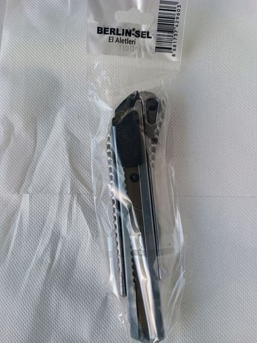 Cutter metalic aliaj 18cm