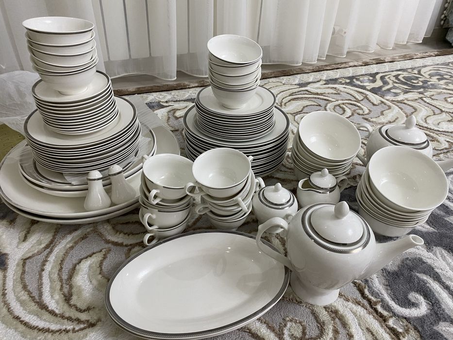 Продам сервизный набор