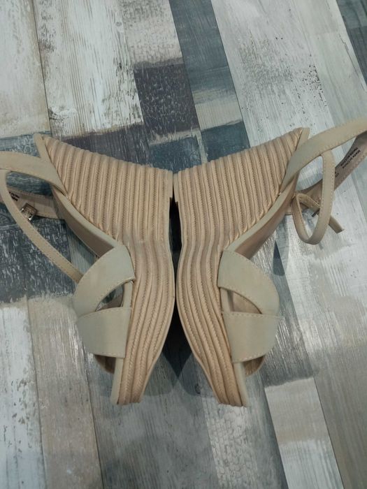 Сандали на платформа Call it Sping  Aldo