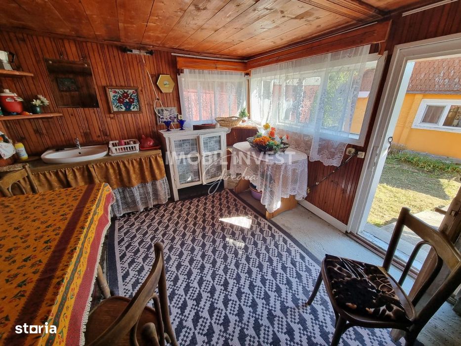 Exclusivitate! Casa in Avram Iancu cu teren de 26.621 mp, 4 camere