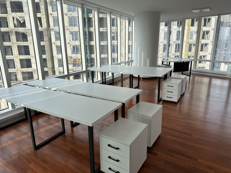 Офисные столы удобный