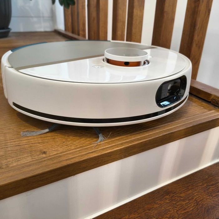 Ca NOU + IN GARANTIE: Aspirator Philips Seria 7000 cu mop, statie golire automata, autonomie max 180 min, 5 harţi, filtru EPA11 lavabil, HomeRun app