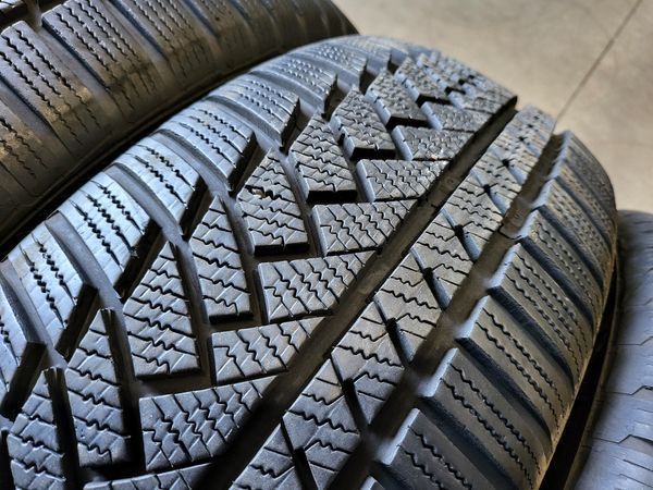 255/50/19//235/55/19 Continental