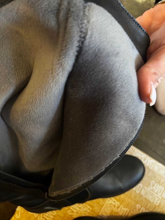 TWINSET,ботуши Mustang 39ти номер