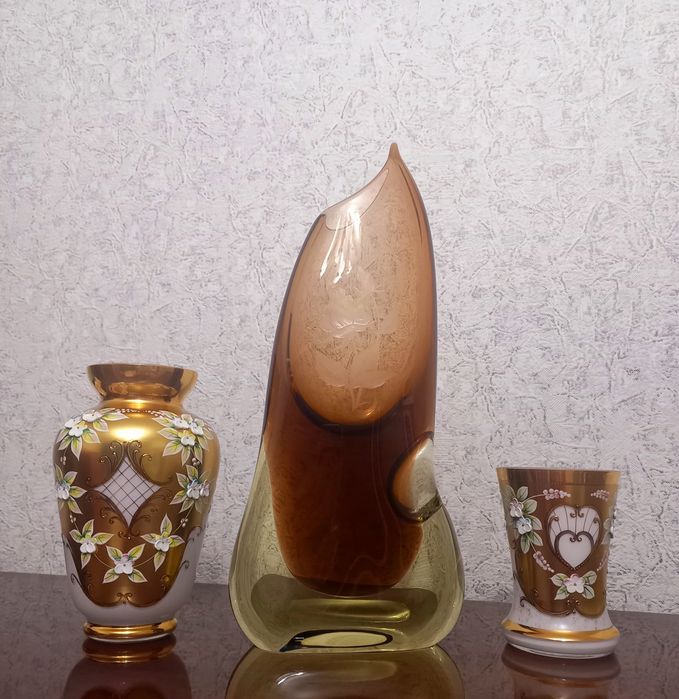 Две Роскошные Богемские Вазы. Чехия - Знаменитый бренд  «Moser».