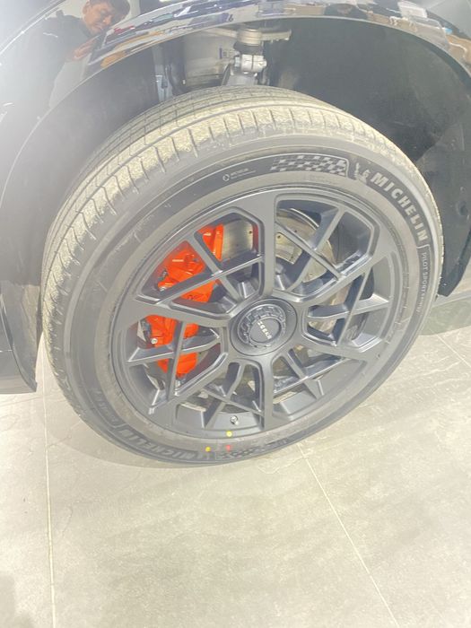 Zeekr 9X  black black