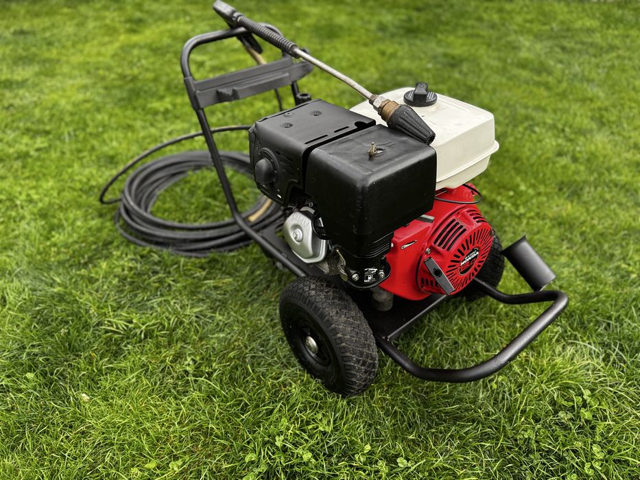 Aparat de spalat cu presiune Kärcher HD 1050B, Honda GX390, 250 bari