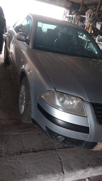 Продам машину пассат б5 1.8т