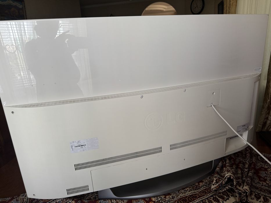 Телевизор LG OLED изогнутый 55 дюймов