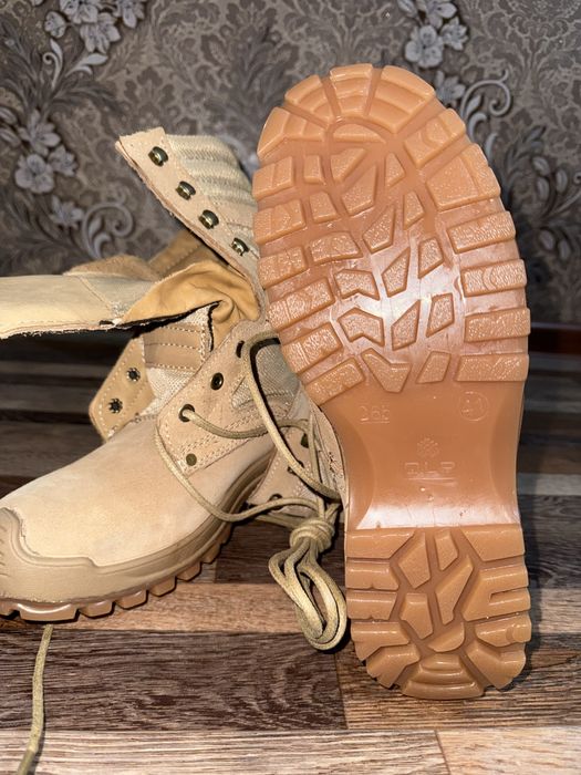 Продам берцы новый