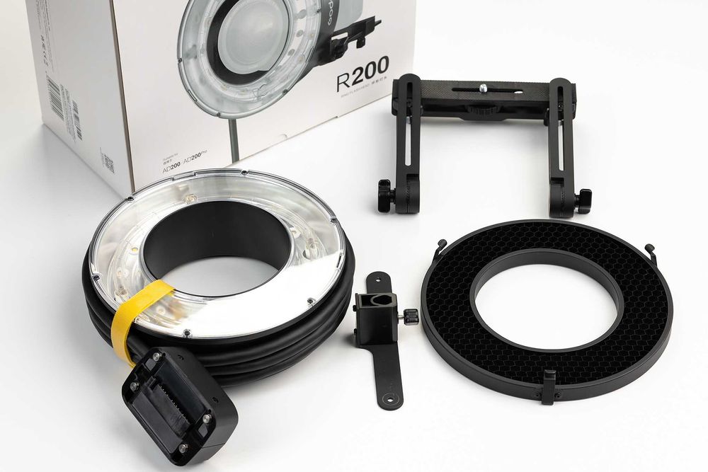 Godox R200 Ring Flash pentru AD200 +grid honey comb 40 grade