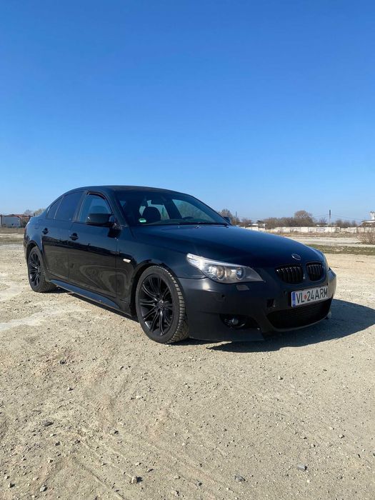 Vând BMW E60 525d