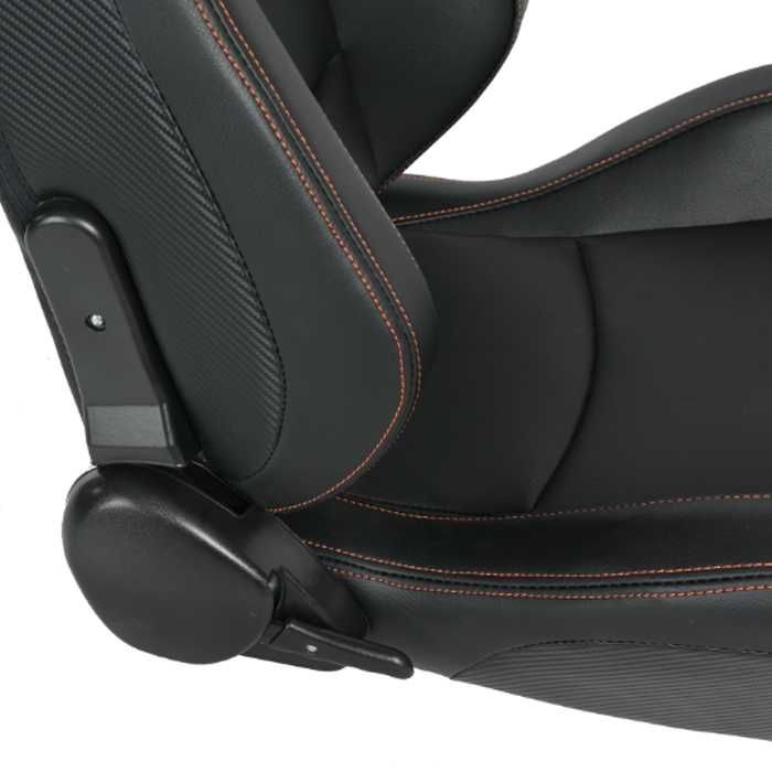 Спортни седалки за МПС - 1053 Черна с червен конец+