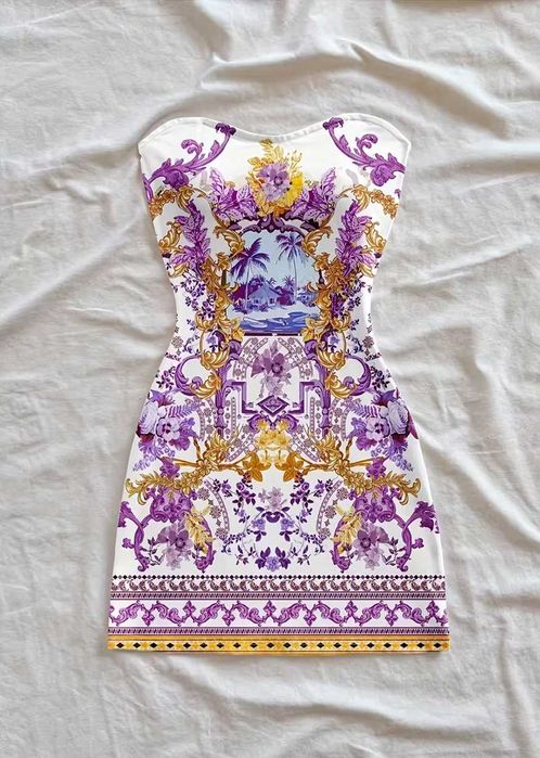 Ново! Рокля с красив дизайн